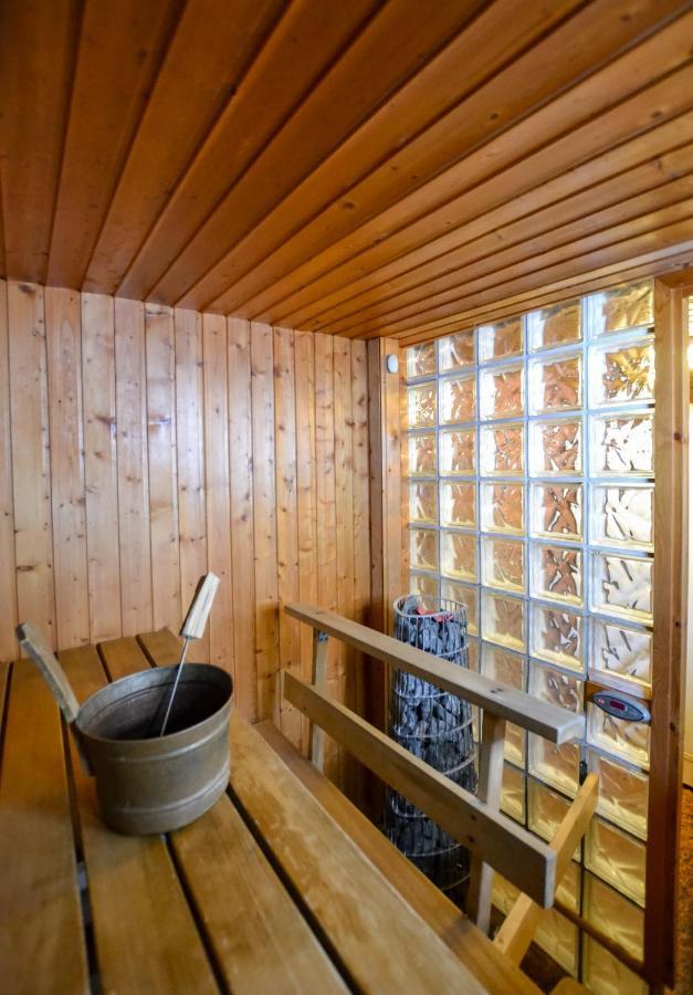 宜拉施拉小屋 Äkäslompolo 外观 照片