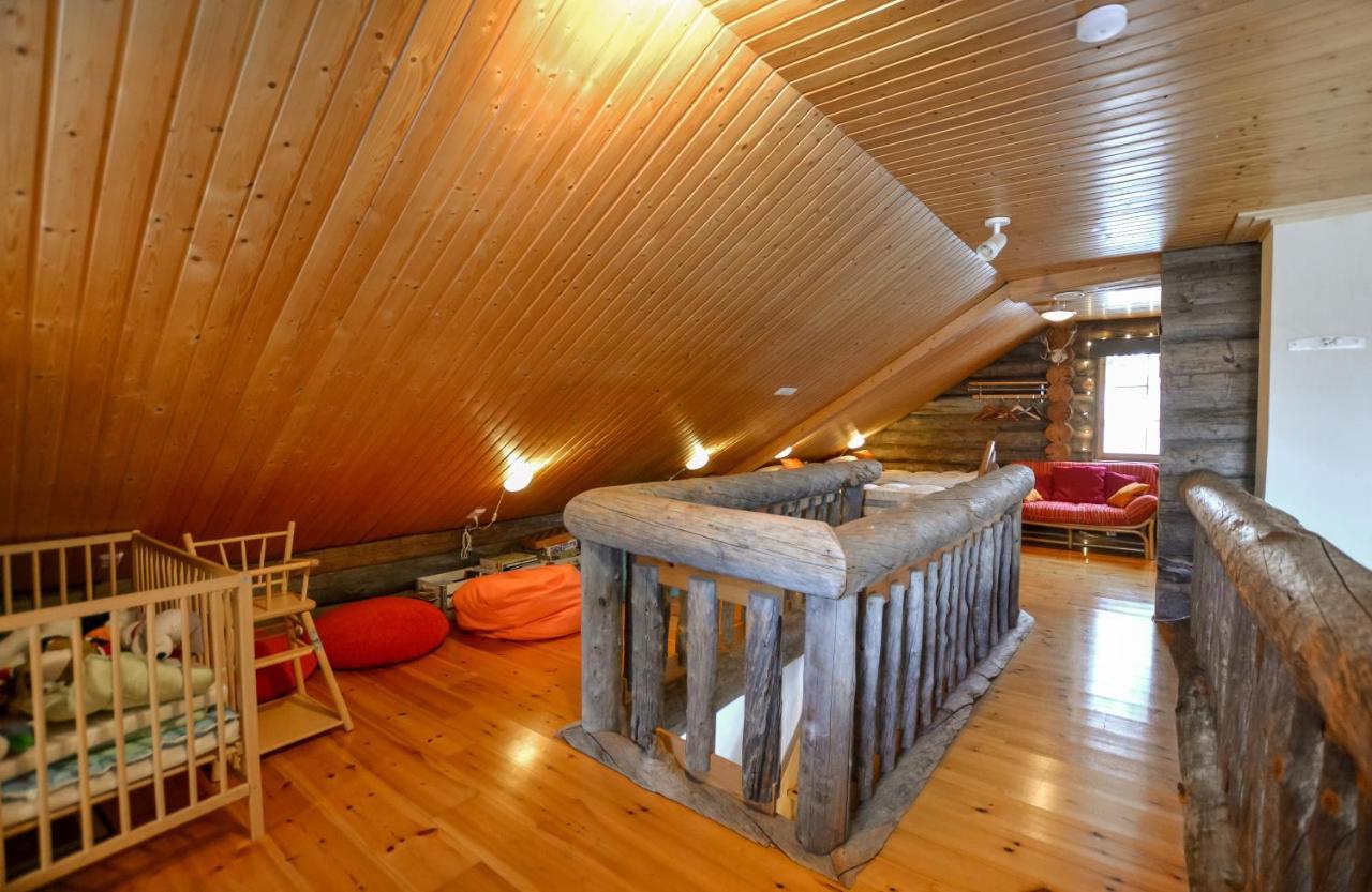 宜拉施拉小屋 Äkäslompolo 外观 照片